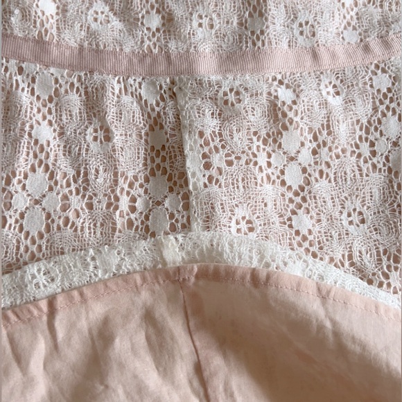 EUC | Forever21 | Pink Lace Mini Skirt | Size Small - Picture 3 of 7